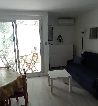 Studio Cabine Piscine Parking Au Couchant *