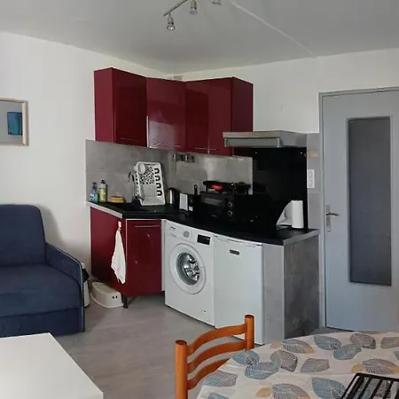 Studio Cabine Piscine Parking Au Couchant *